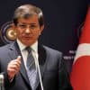 رئيس وزراء اردوغان السابق يتخلى عن تحفظه ويطلق حزبا منافسا لـ “العدالة والتنمية”