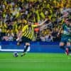 الاتحاد يواصل صدارته للدوري بفوزٍ على العروبة