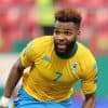 مصرع مهاجم منتخب الغابون بعد سقوطه من الشرفة