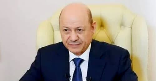 حذر الحوثيين من عواقب التصعيد.. العليمي:
لن نسمح بتحويل اليمن إلى منصة تهديد للممرات المائية