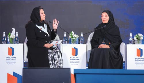 عبر جلسات حوارية بمشاركة الأميرة لولوة بنت فيصل ود. الماجد
«حوار الأمن والتاريخ 2026» يستذكر المراحل التاريخية في بناء الوطن