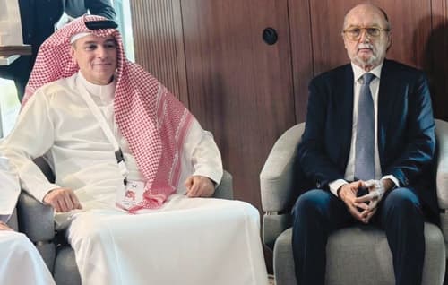 في باكورة برامجه بالتزامن مع «خليجي 27»
الاتحاد العربي للصحافة الرياضية ينظم برنامجاً تدريبياً في جدة
