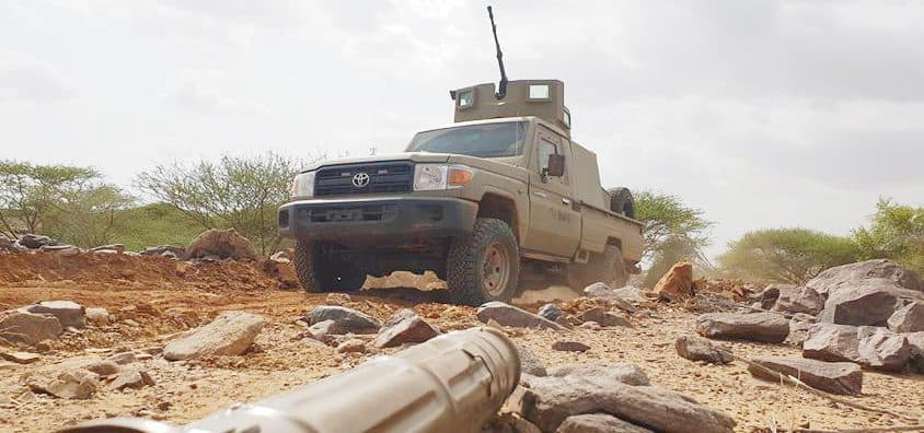 الجيش اليمني يسقط طائرتين حوثيتين