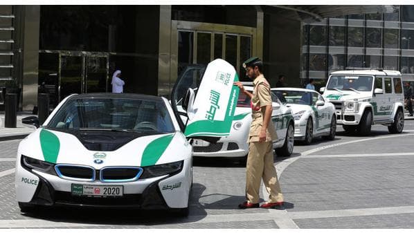 دبي تعتقل زعيم عصابة يتصدّر قائمة “أكثر المطلوبين” في هولندا