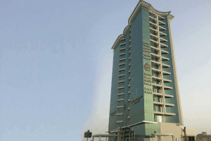 الضمان الصحي يبدأ التأمين الخاص على المعتمرين