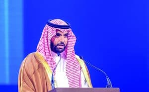 وزير الثقافة يعد بمفاجأة سارة
