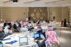 60 جهة حكومية تدرس أوضاع العمل بالقطاع الخاص