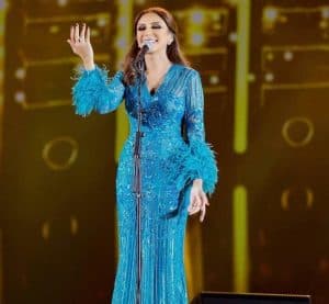 “أنغام” و”نوال” بتوقيع المصممين العالميين حبيقة ومراد في موسم الرياض