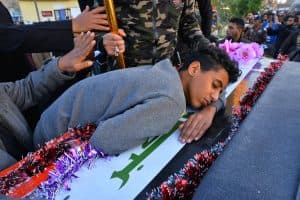 العراق: القبض على خمسة من قاتلي شاب الوثبة