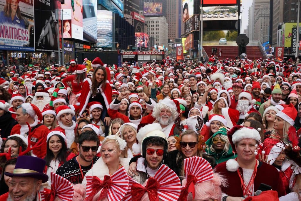 Annual SantaCon Bar Crawl
