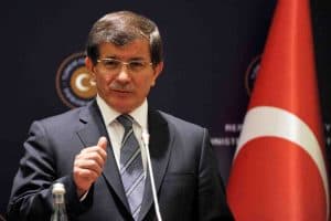 رئيس وزراء اردوغان السابق يتخلى عن تحفظه ويطلق حزبا منافسا لـ “العدالة والتنمية”