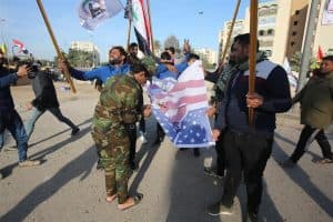 الحشد يأمر أنصاره بالانسحاب وحزب الله يرفض