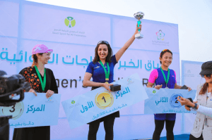 الأول من نوعه في السعودية.. تتويج الفائزات بسباق الدراجات الهوائية للسيدات