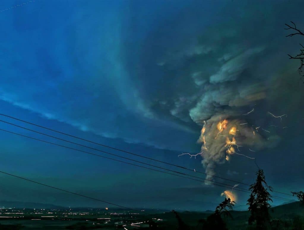 Philippines-volcano-34