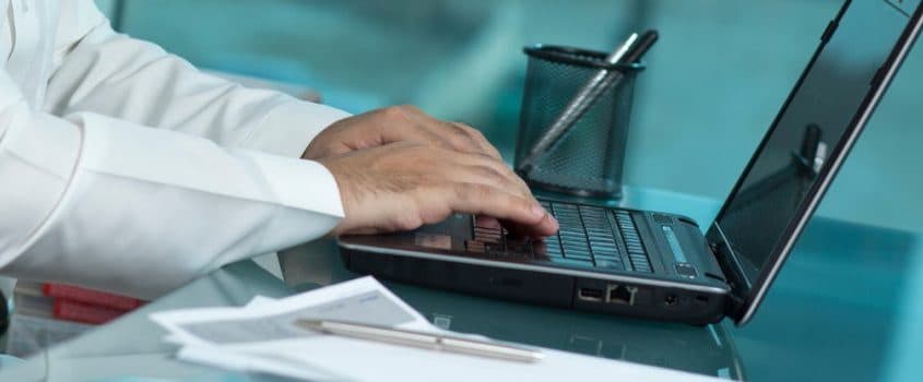 عبر التقاضي الإلكتروني.. أكثر من 7200 مرافعة وصدور 550 حكمًا خلال اليوم الأول