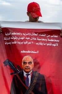 العراقيون يهددون بالتصعيد ويرفضون دعوة الصدر