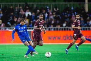 التعادل يحسم مؤجلة الفيصلي والهلال