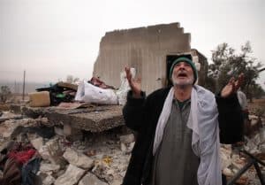 مقتل 12 سوريا في غارات روسية على حلب