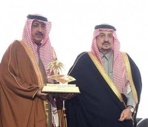 الأمير فيصل بن بندر يكرم البنك الأهلي لشراكته الاستراتيجية لمنتدى الرياض الاقتصادي