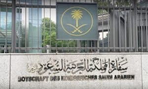 السفارة السعودية في أستراليا تحذر المواطنين من الحرائق والعواصف الرعدية