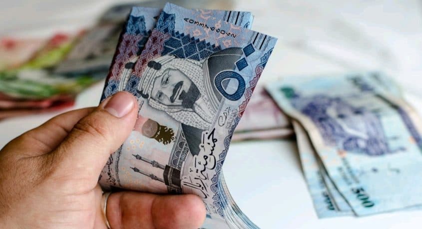 حقوق الإنسان تستعرض حالات استحقاق مستهلك الكهرباء تعويضاً مالياً