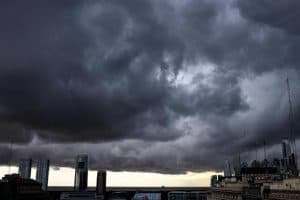 رياح شديدة متوقعة في بريطانيا وايرلندا وفرنسا وبلجيكا وبريطانيا