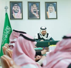 أمير الحدود الشمالية: تمكين الشباب السعودي من الوظائف التي يشغلها الوافدون