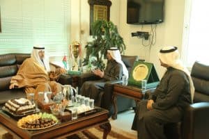السفير السديري يزور الملحقية الثقافية السعودية بالأردن