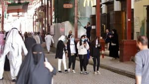 الكويت تسجل 8 إصابات مؤكدة بفيروس كورونا المستجد