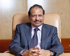 رئيس مجلس إدارة مجموعة اللولو يوسف علي أم أي يحصل على الإقامة المميزة