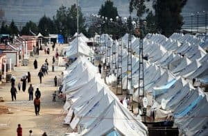 تعقيم 6 مخيمات للاجئين الفلسطينيين في لبنان للوقاية من انتشار “كورونا”