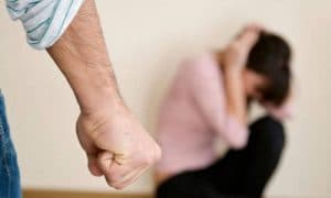 28 % من سكان العالم يعتبرون ضرب الرجل زوجته “طبيعي”