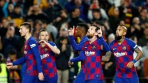 لاعبو برشلونة يوافقون على تخفيض رواتبهم 70% بسبب أزمة (كورونا)
