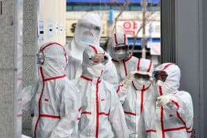 إندونيسيا تسجل أعلى معدل يومي من الإصابات بكورونا