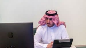 أمير الجوف يجتمع بوكلاء الإمارة والمحافظين ويوجه بتكثيف النقاط الأمنية الثابتة والمتجولة