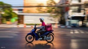 في الهند.. عامل توصيل بيتزا يجبر 72 أسرة على الحجر الصحي