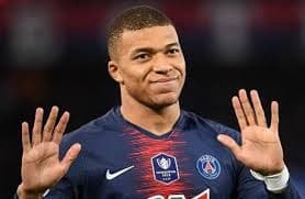 كورونا يضع “مبابي” في مهب الريح.. من 200 مليون يورو إلى 35 مليوناً
