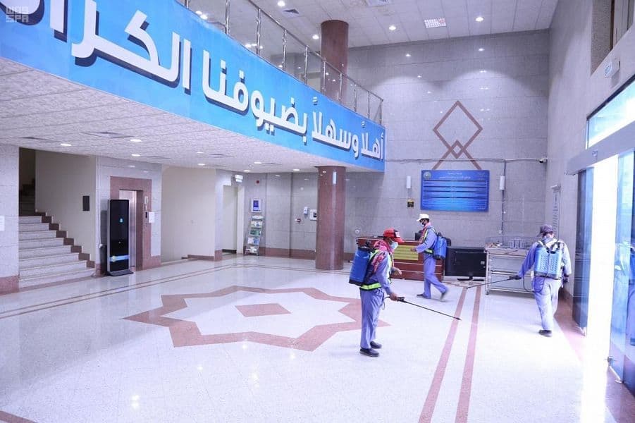 هيئة الأمر بالمعروف بالقصيم تعقم مباني الهيئة بالمنطقة