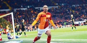 النصر يعرض 10 ملايين يورو لضم سفيان فيجولي.. وجلطة سراي يرحب