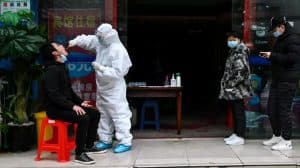 الصين تسجل 6 إصابات جديدة بفيروس كورونا