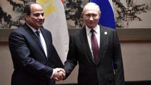 بوتين والسيسي يؤكدان التنسيق المشترك لوقف النار في ليبيا