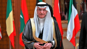 العثيمين يرحب بإعلان وزير خارجية الكويت عن مباحثات لحل الأزمة الخليجية