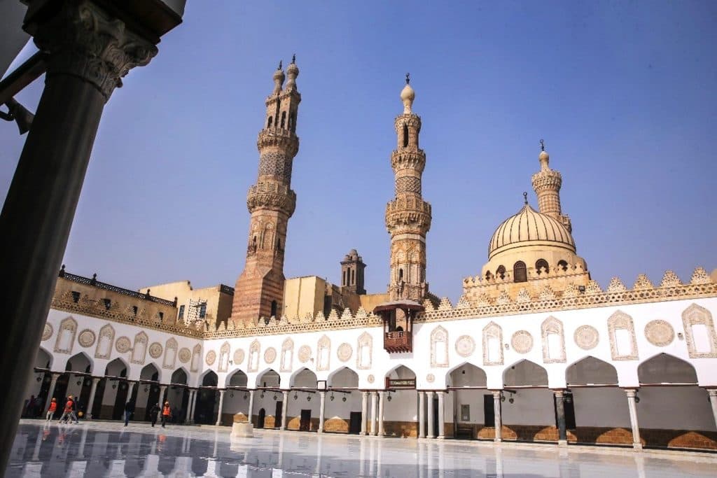 الأزهر يشيد بقرار المملكة إقامة الحج لهذا العام بوصفه محققاً لمقاصد الشريعة