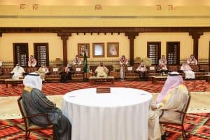 أمير عسير يرعى مراسم توقيع الصلح بين أسرتي آل جرمان وآل صمعان