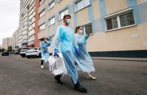 روسيا تسجل 6632 إصابة جديدة بفيروس كورونا
