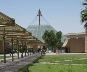 الهيئة الملكية بالجبيل تستقبل الطلاب والطالبات الراغبين في الالتحاق بكلياتها