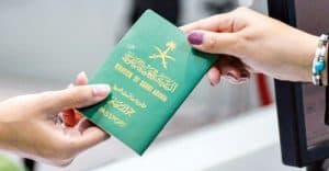 “الجوازات” تحث المواطنين على الاستفادة من إصدار وتجديد الجواز عبر منصة “أبشر”