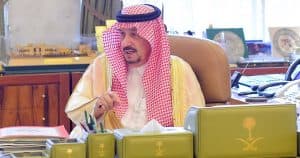 أمير الرياض يحث على تقديم المزيد من الخدمات للمواطنين والمقيمين في محافظات المنطقة