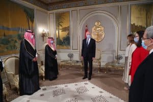 الرئيس التونسي ووزير الخارجية يستعرضان الأوضاع الدولية والإقليمية