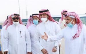 وزير الإسكان يتفقد مشاريع “سكني” بمنطقة “عسير” ويسلّم وحداتٍ سكنية